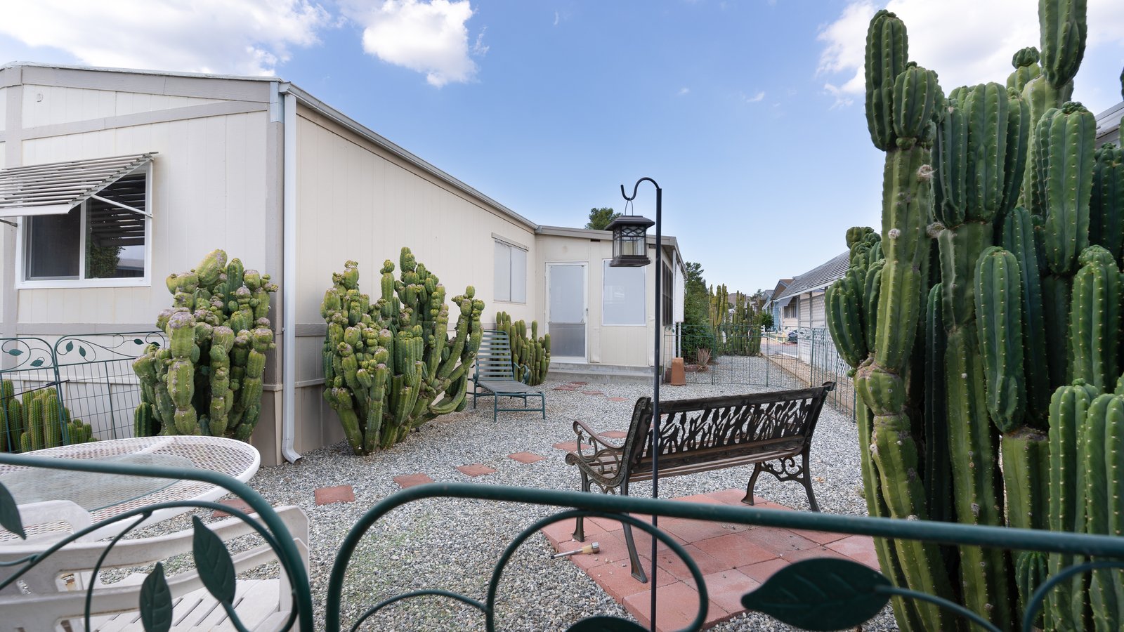 5001 W Florida #225 Hemet CA 92543